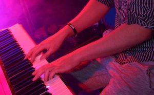 estudia_fundamentos_de_piano_virtual